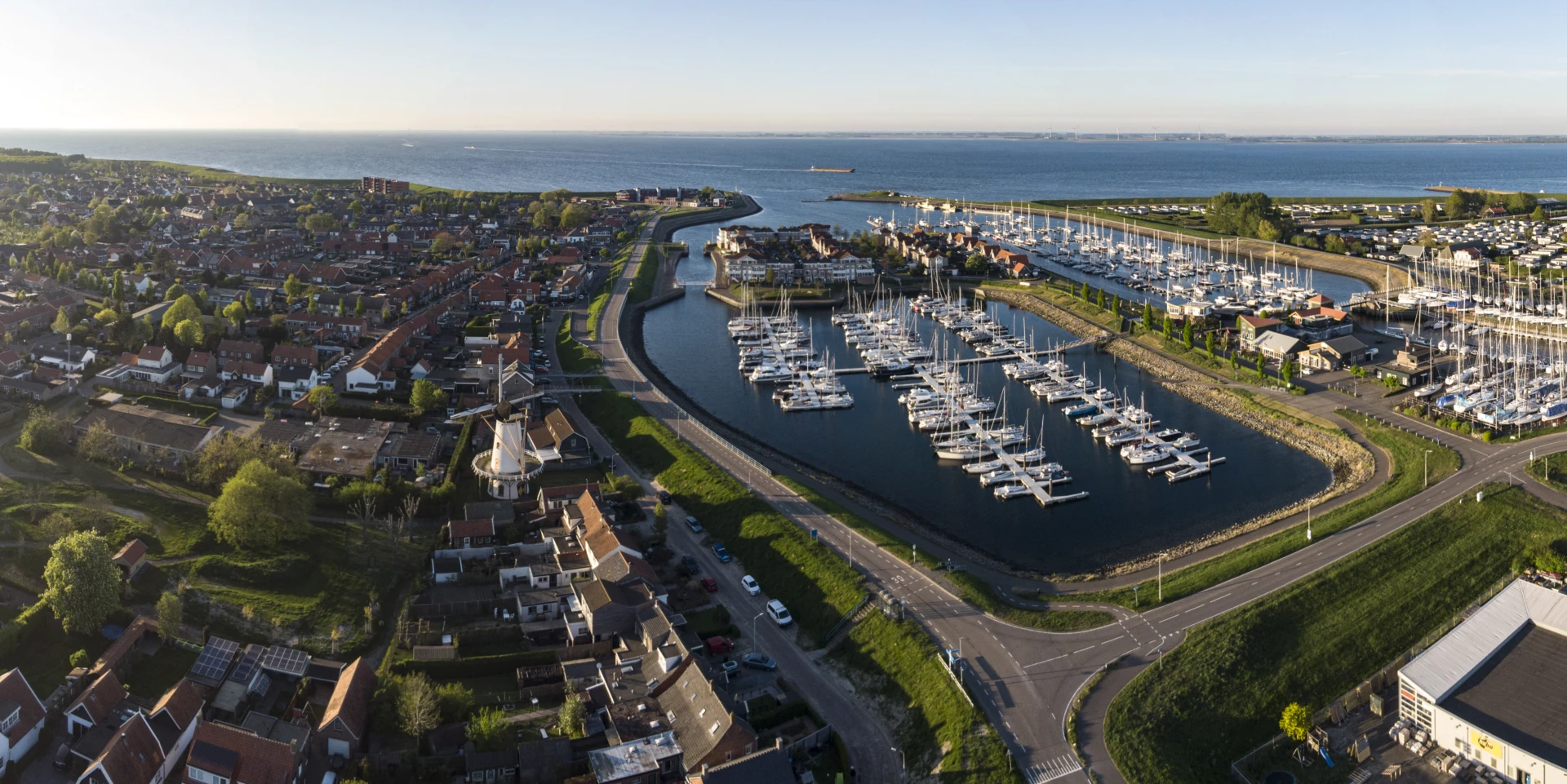 Luchtfoto Wemeldinge